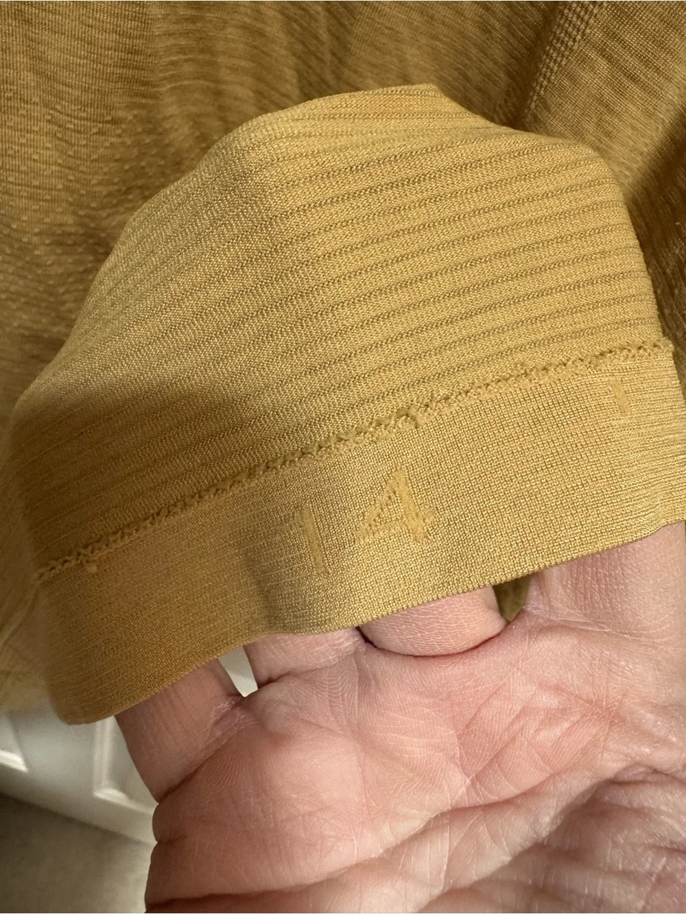 lululemon athletica Long Sleeve Crew Neck Top